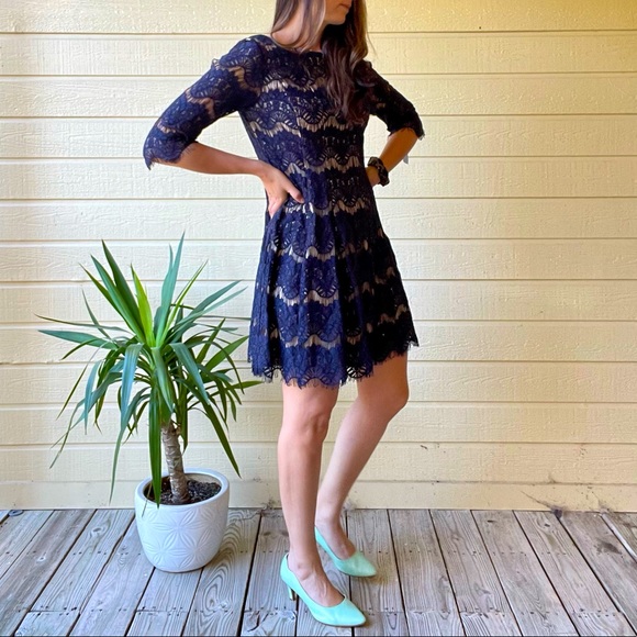 Jessica Howard Fringe Lace Shift Dress - Navy | Size 12P - Picture 2 of 5